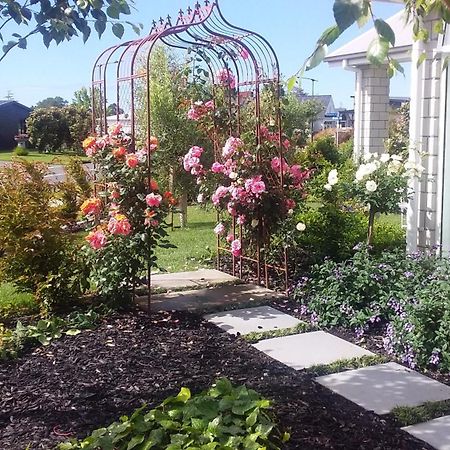 Omokoroa Golfers Retreat - B&B エクステリア 写真