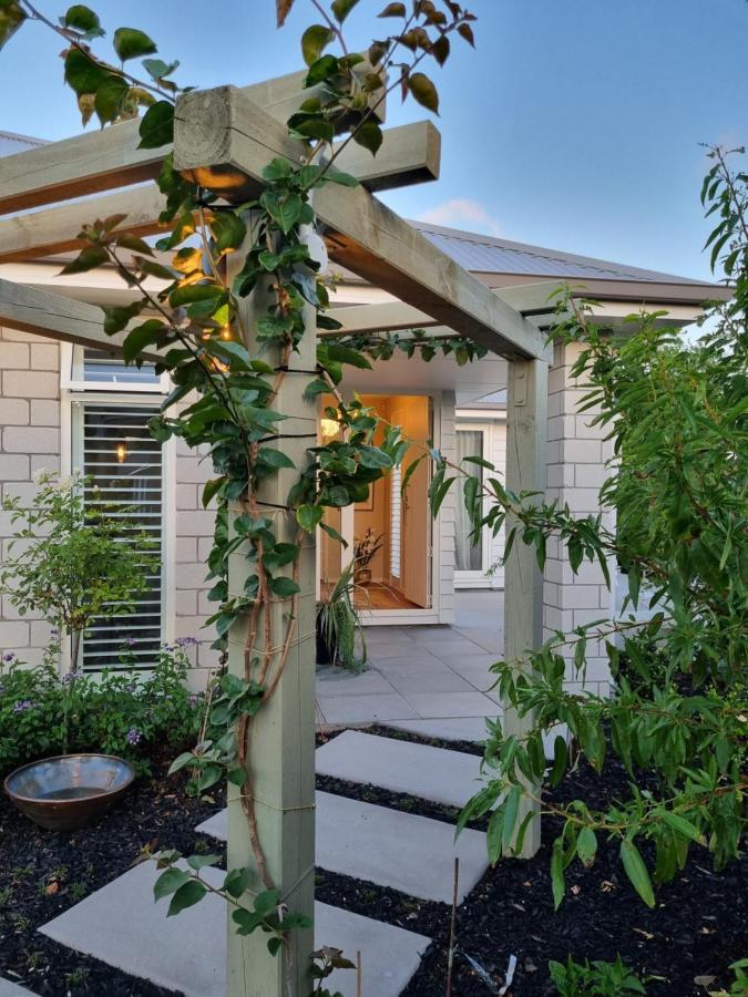 Omokoroa Golfers Retreat - B&B エクステリア 写真