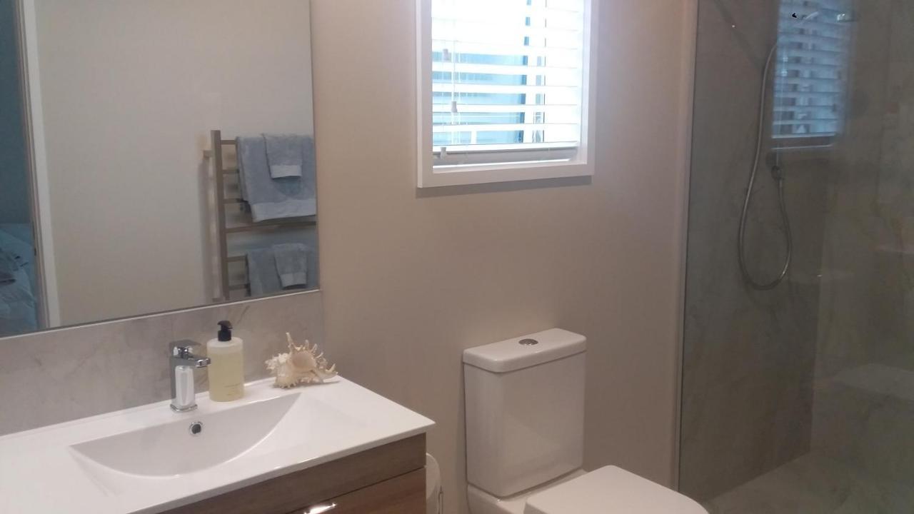 Omokoroa Golfers Retreat - B&B エクステリア 写真